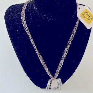 Chico’s Necklace with Avant garde pendant in excellent condition